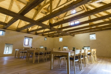 Kapellenstuhl, Massivholzstuhl LH-29, (Stuhlgestelle LH26 und LH29 baugleich)